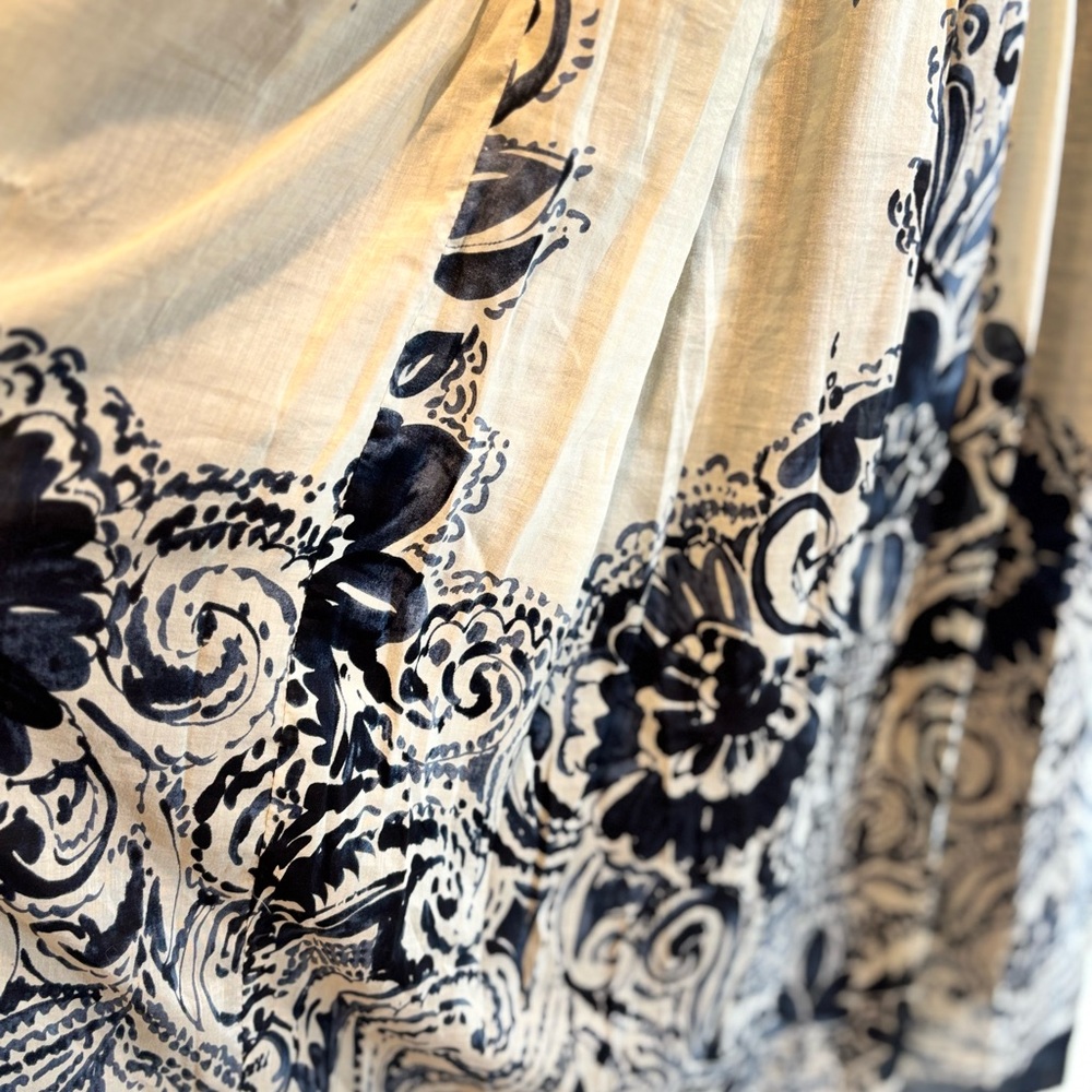 HAZEL ANTHRO Silk blend Navy and Cream Maxi Skirt Size Small Stretchy Waist - Picture 3 of 9
